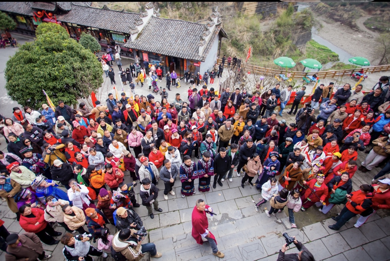 张家界《龙洞湖》